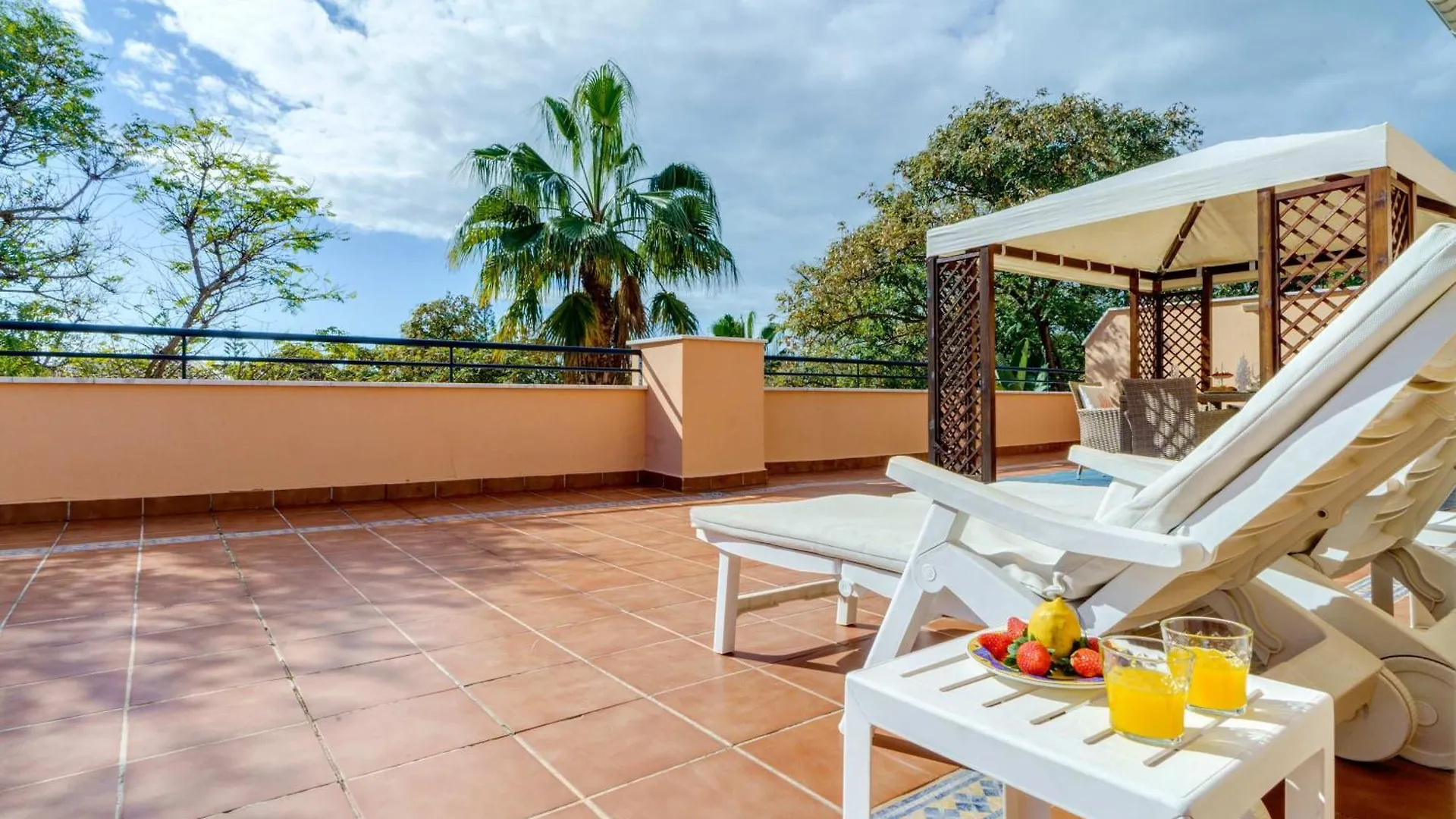 Siroko Penthouse At The Beach Marbella